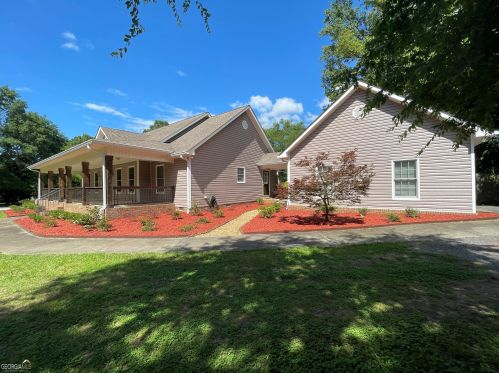 491 Smith Rd, Hull, GA 30646-3215