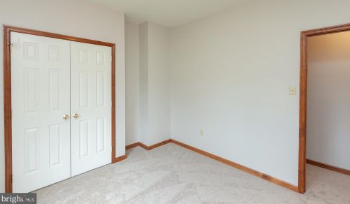 410 Wood End Ct, Charles Town WV  25414-5294 exterior