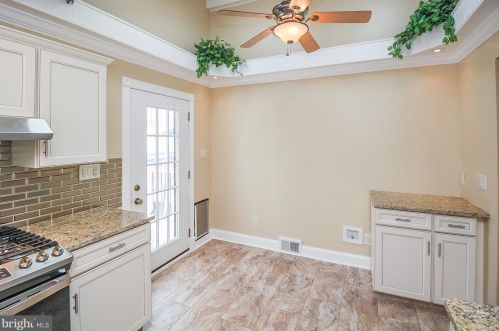 2626 Finlaw Ave, Camden NJ 08109-3116 exterior