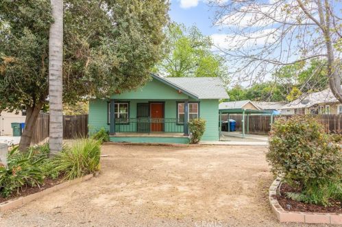 5766 Grand Ave, Riverside CA  92504-1300 exterior