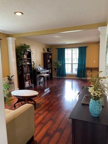 488 Bottesford Dr, Kennesaw, GA 30144-7129