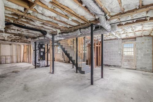 3581 Dale Ln, Atlanta GA  30331-2515 exterior