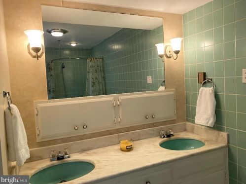 1407 Mahantongo St, Primrose PA 17901-3307 exterior