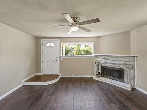 4220 Lakewood Dr, Fort Worth TX  76135-2703 exterior