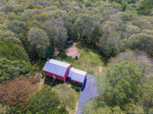 105 Beckwith Hill Dr, Colchester, CT 06420-4115