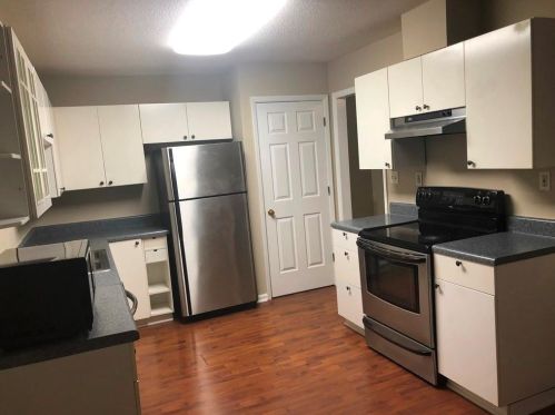 102 Garden Ct, Atlanta GA  30328-4540 exterior
