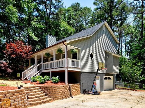 39 Shadow Creek Dr, Villa Rica, GA 30180-4572