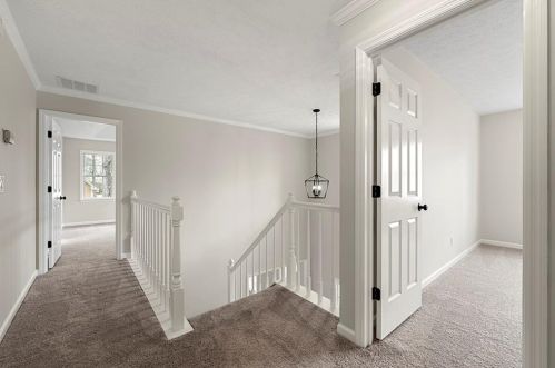 340 Falcon Creek Dr, Suwanee GA  30024-2598 exterior