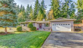 1469 Greenville Dr, Bellingham, WA 98226-8800