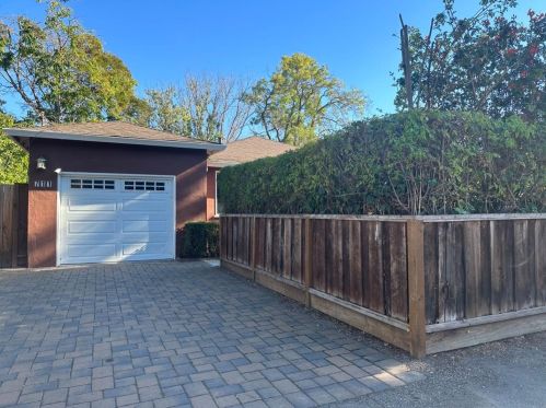 711 Paul Ave, Palo Alto, CA 94306-3163