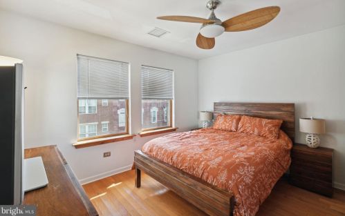 812 12 St, Philadelphia PA 19147-2624 exterior