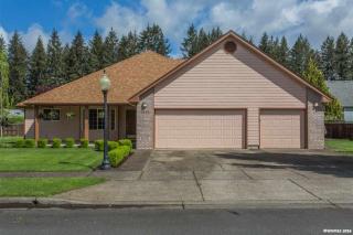 1605 Burnett St, Stayton OR  97383-2083 exterior