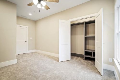 1673 Beacon Hill Blvd, Atlanta GA  30329-2517 exterior