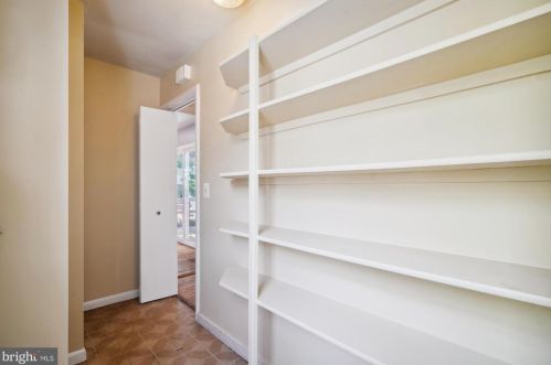 12724 Feldon St, Silver Spring MD 20906-4359 exterior