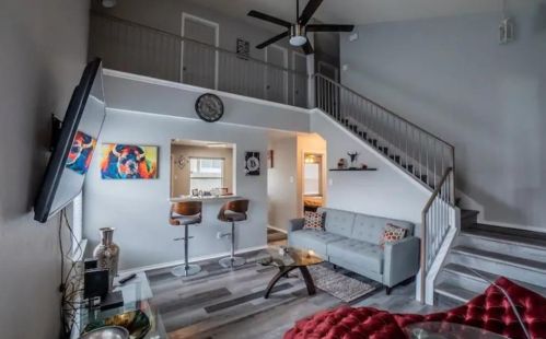 13617 John F Kennedy St, Webberville TX  78653-3939 exterior