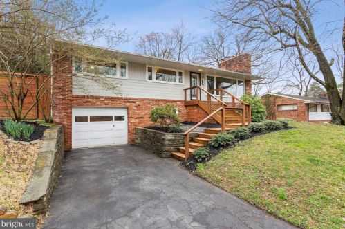 4031 Justine Dr, Annandale, VA 22003-1849