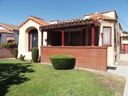 2929 78th Pl, Inglewood, CA 90305-1027