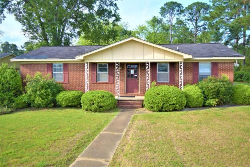 1141 Gillionville Rd, Albany, GA 31707-3935