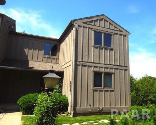 5837 Old Hickory Ln, Peoria IL  61615-2227 exterior