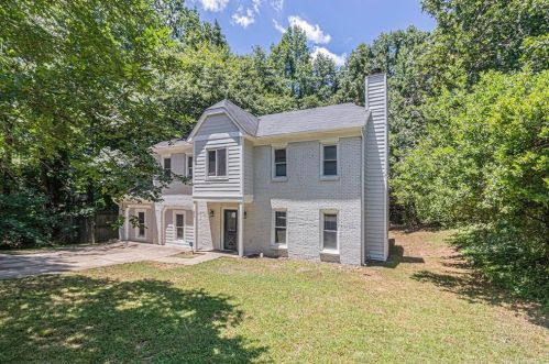 5451 Hedgeflower Ct, Stone Mountain, GA 30088-2266