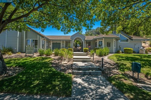 1002 Pinehurst Ct, Concord CA  94521-4532 exterior