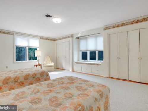 1407 Mahantongo St, Primrose PA 17901-3307 exterior