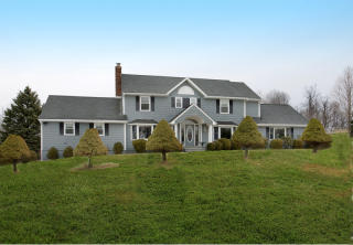 208 County Road 517, Califon, NJ 07830-3306