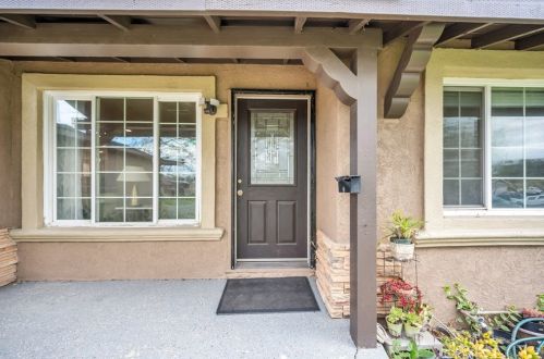 1600 Chester Dr, Tracy, CA 95376-2928