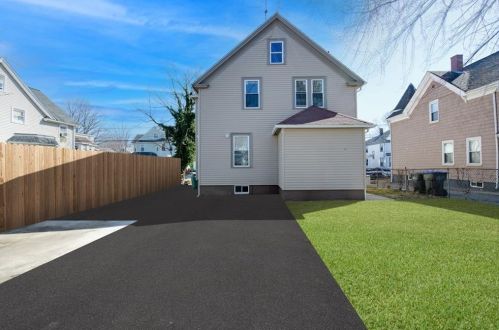 295 Ohio Ave, Providence, RI 02905-2826