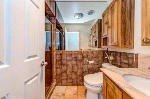 3117 Harmony Pl, Glendale CA  91214-1315 exterior