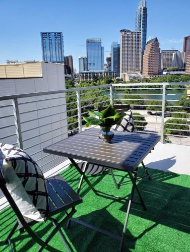 214 Barton Springs Rd, Austin TX  78704-1211 exterior