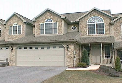 2829 Oakwood Dr, Harrisburg, PA 17110-3903