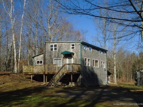 589 Belfast Rd, Freedom, ME 04941-3022