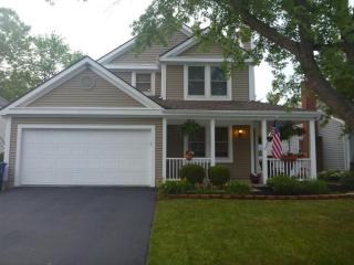 2426 Sanford Dr, Columbus, OH 43235-4507