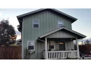 315 Taylor Rd, Sutherlin, OR 97479-9098