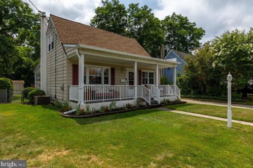 31 Brockton Rd, Trenton, NJ 08619-3003