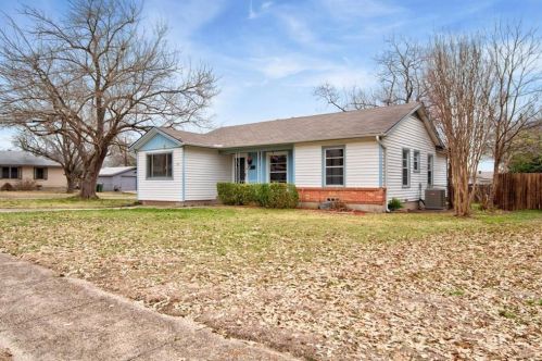 1312 Sylvan Dr, Garland, TX 75040-4964