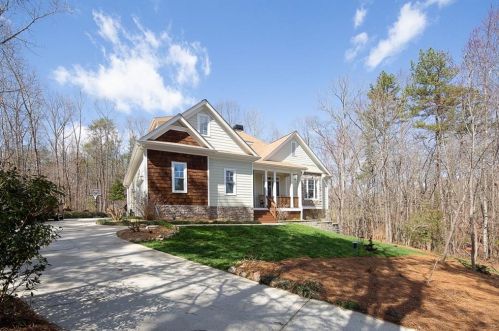 446 Fern Park Dr, Dawsonville, GA 30534-8493