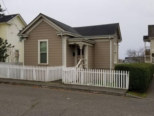 1059 14th St, Arcata, CA 95521-5566