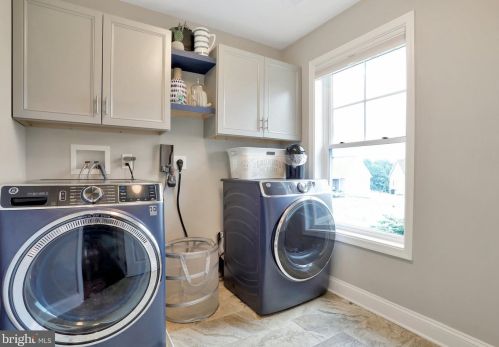 463 Deerfield Village Dr, Shepherdstown WV  25443 exterior