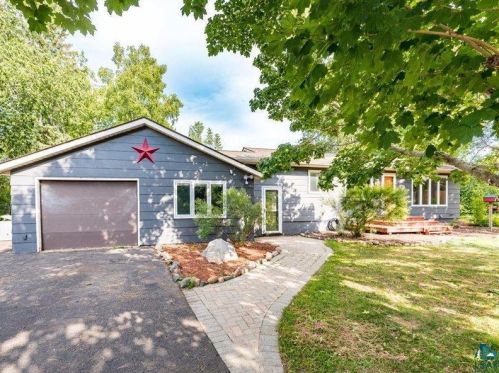 3584 Lavaque Rd, Duluth, MN 55810-2557