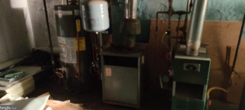 144 Kent St, Trenton NJ 08611-1018 exterior