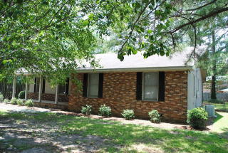 110 Cain Dr, Grange, GA 30434-1502