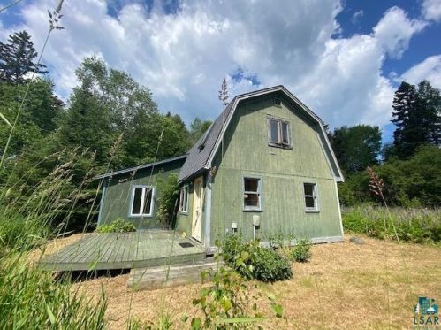 10 Whippoorwill Ln, Hovland, MN 55606-2107