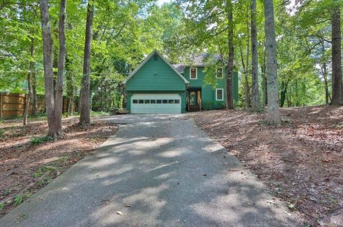 906 Missy Ln, Holly Springs, GA 30188-3140