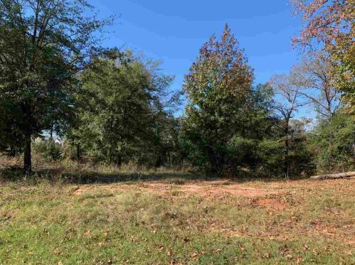 403 Lattice Bnd, Bonaire, GA 31005-4835