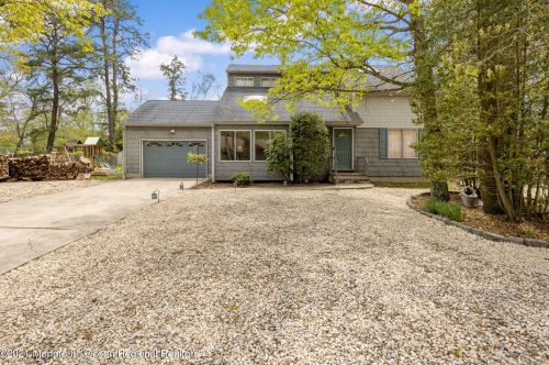 250 Bayville Ave, Berkeley Township, NJ 08721-1089