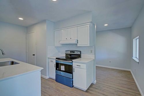 121 Sheffield Dr, Cedar Hill TX 75104-2709 exterior