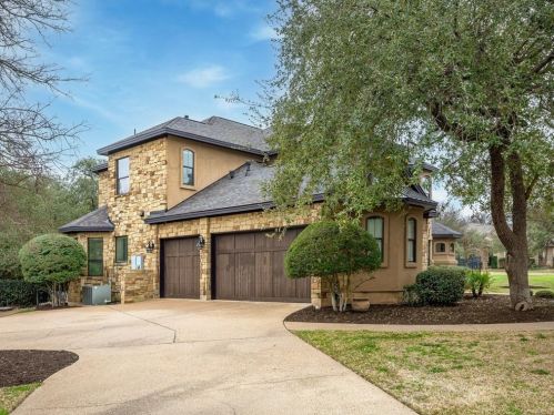 708 Champions Dr, Georgetown, TX 78628-1252