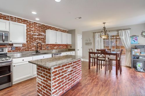 15972 Nichols Ave, Englewood CO 80112-4640 exterior